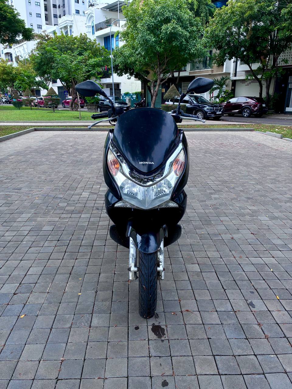 Продаю Honda PCX 2010 года в хорошем техническом состоянии