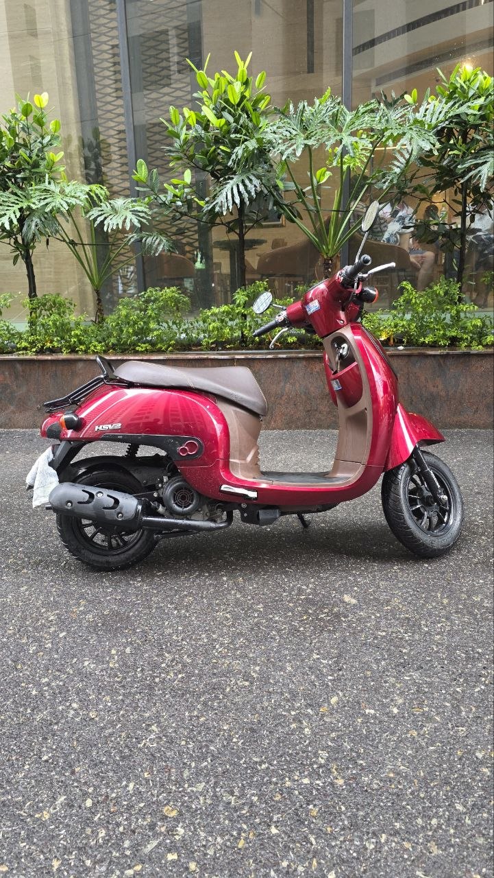 Фото 2: Продаётся компактный скутер Hyosung 50cc 2024 года с инжектором, пробег 4073 км…