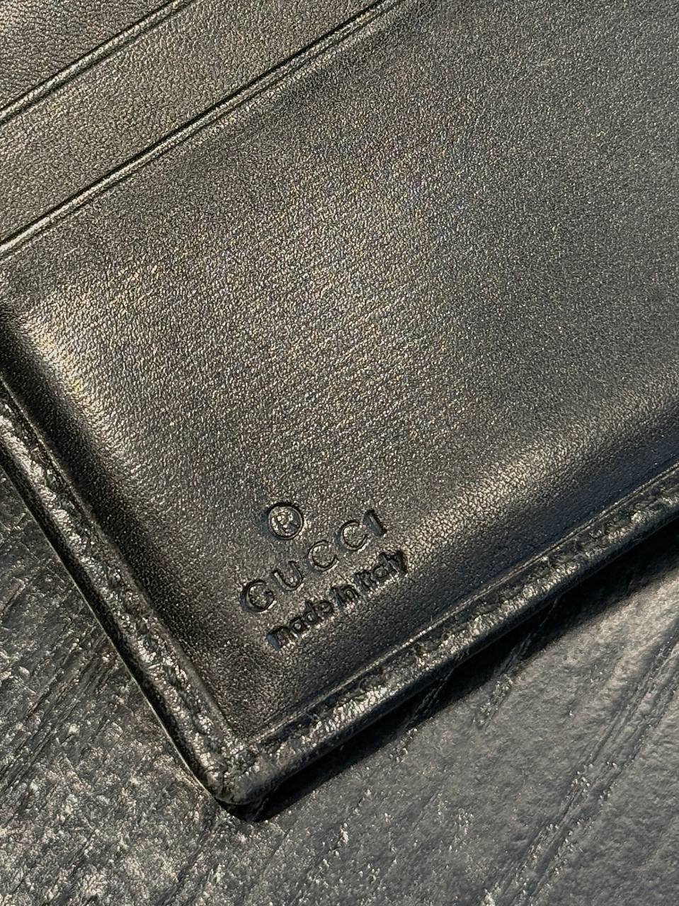 Фото 3: Продаётся оригинальный винтажный кошелек GUCCI в очень хорошем состоянии, из…