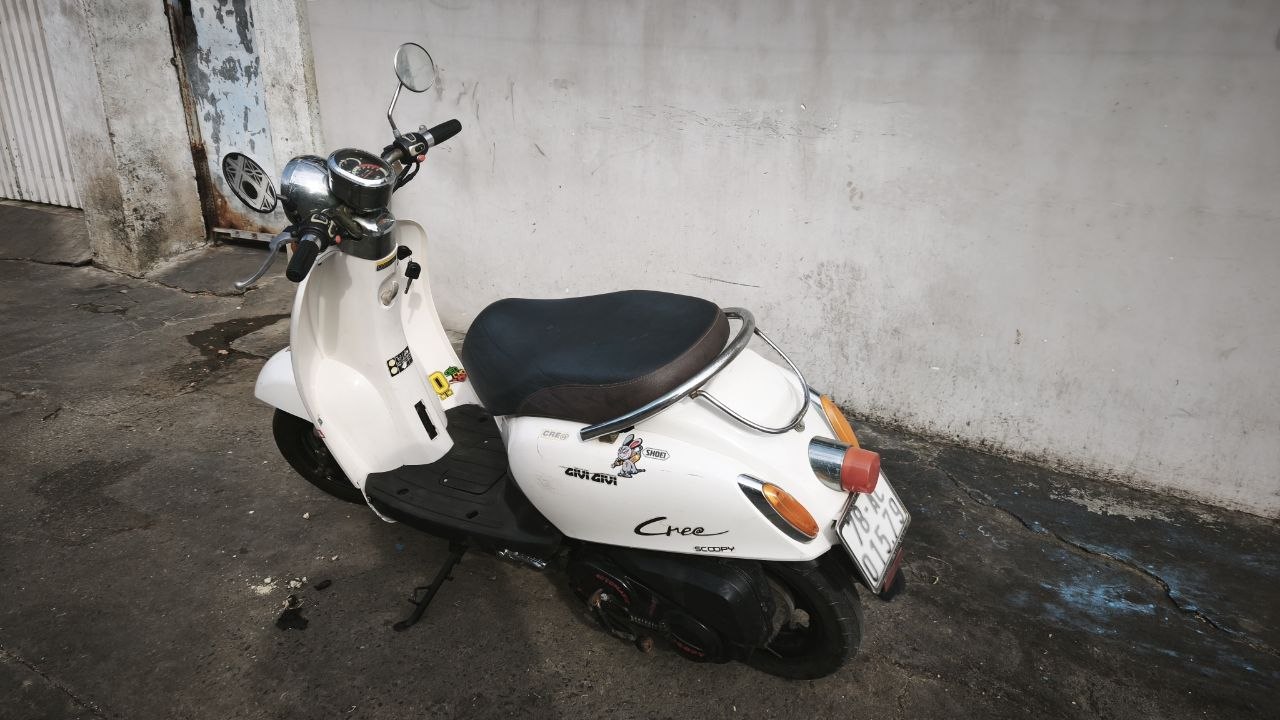 Продаётся скутер Scoopy Crea 50cc 2019 года