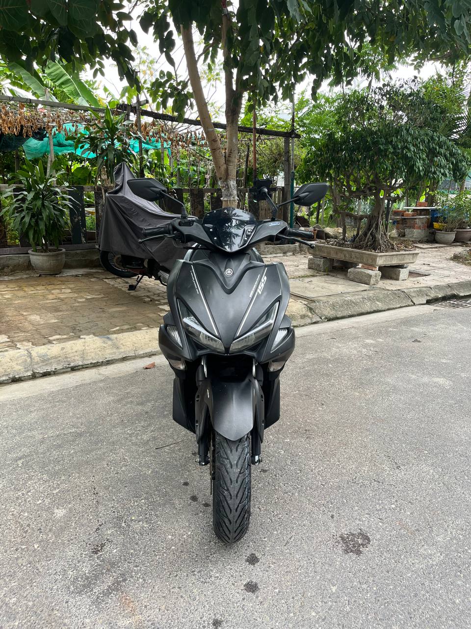 Продаётся Yamaha NVX 155 V1 2017 года в хорошем состоянии, регулярно о