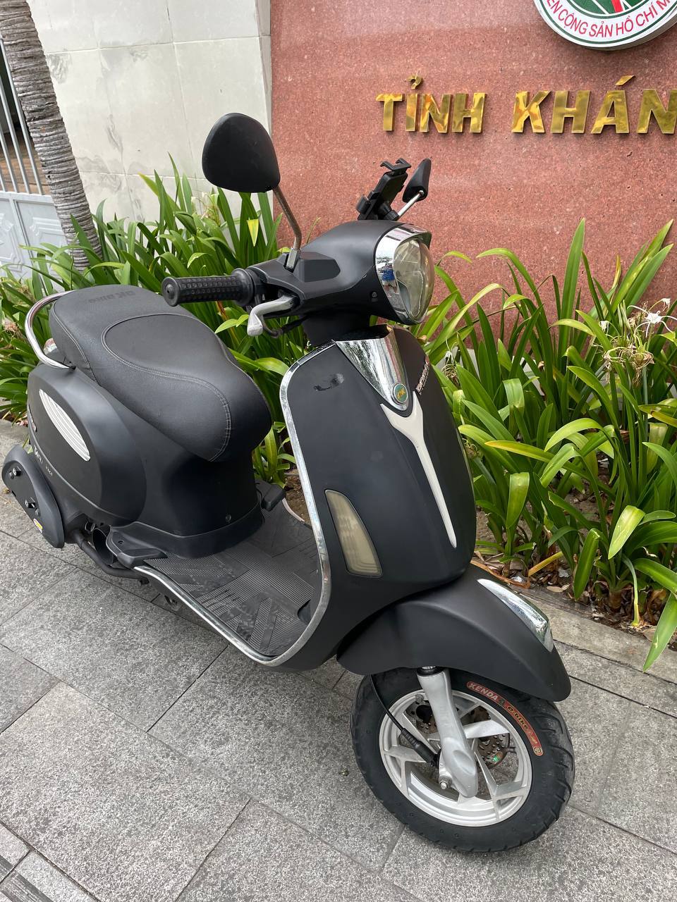 Фото 2: Продаётся скутер Roma SE 50cc, права не нужны