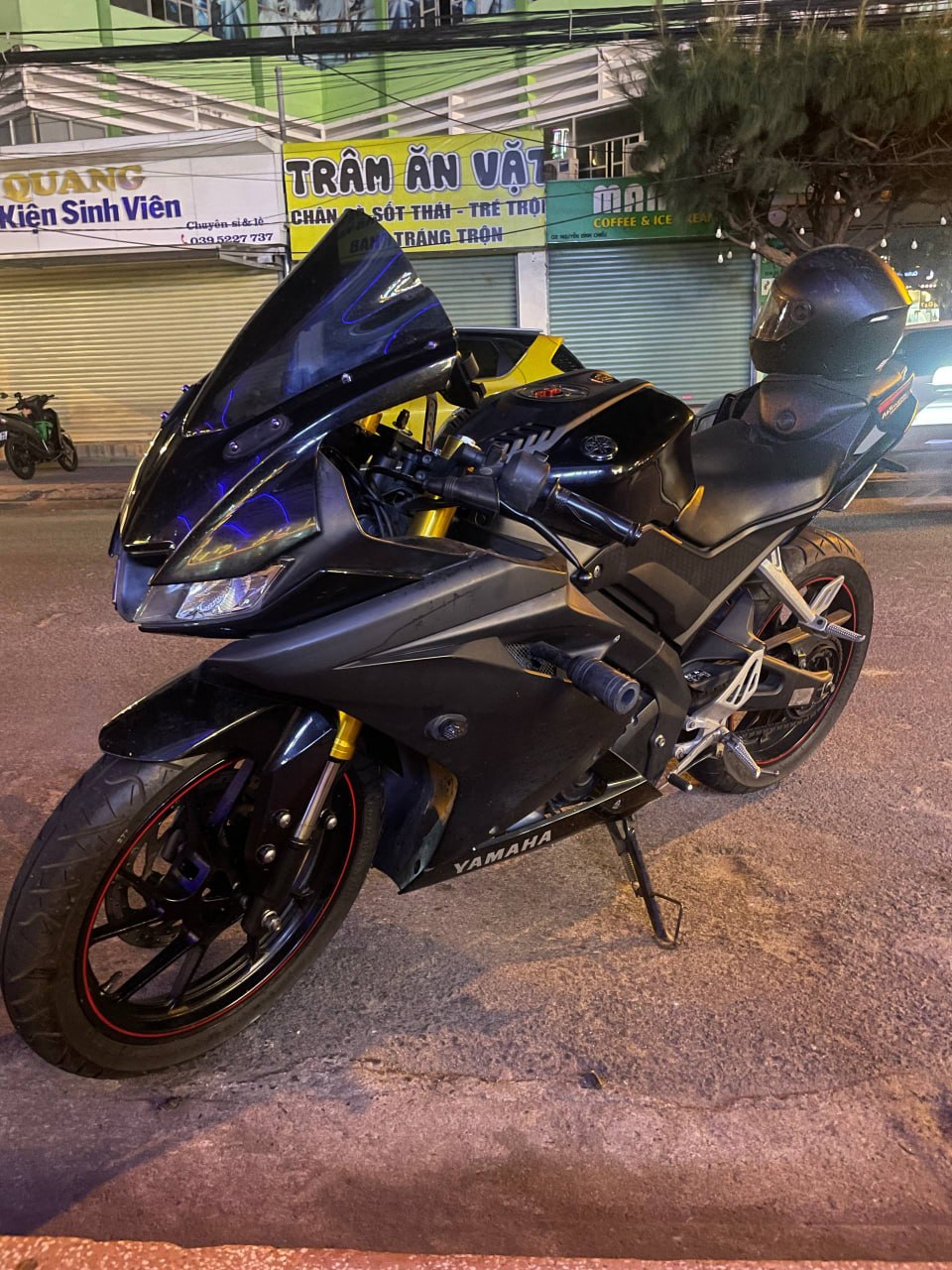 Продаётся спортивный мотоцикл Yamaha YZF-R15 V3 2019 года, пробег 42 696 км, объём 155…