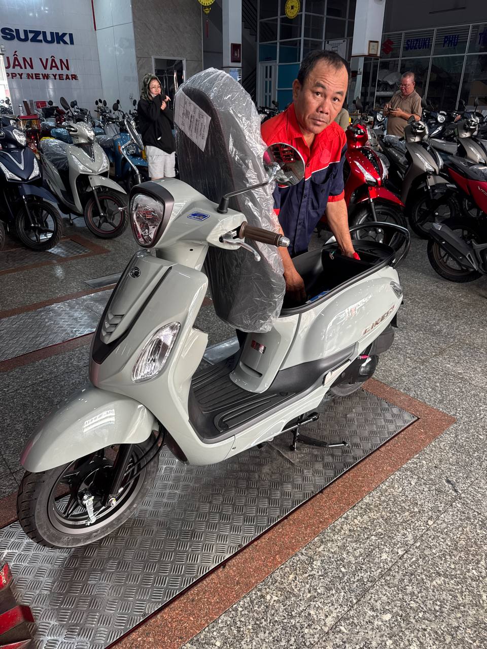 Завтра будет доступен для аренды новый скутер Kymco Like 50