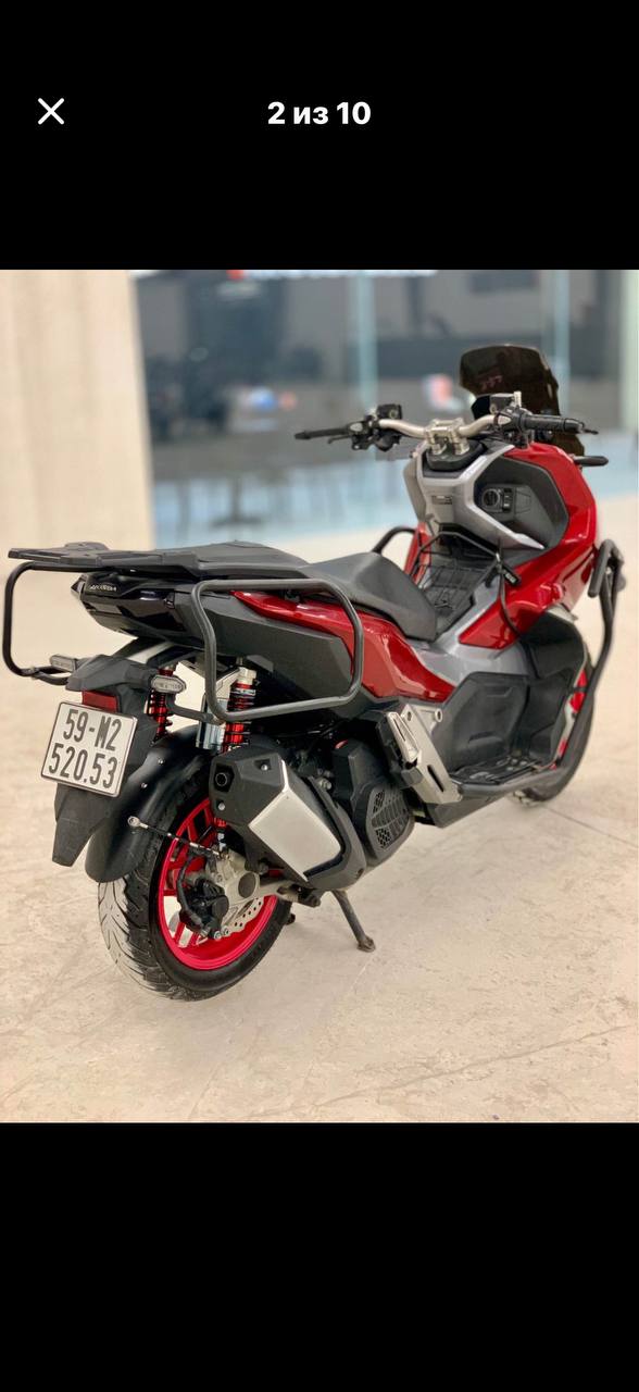Фото 2: Продаётся Honda ADV 150 2020 года в отличном состоянии