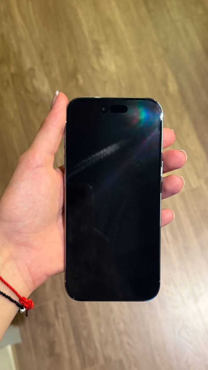 Продаётся iPhone Air (17) в цвете Sky Blue, объём памяти 256 ГБ