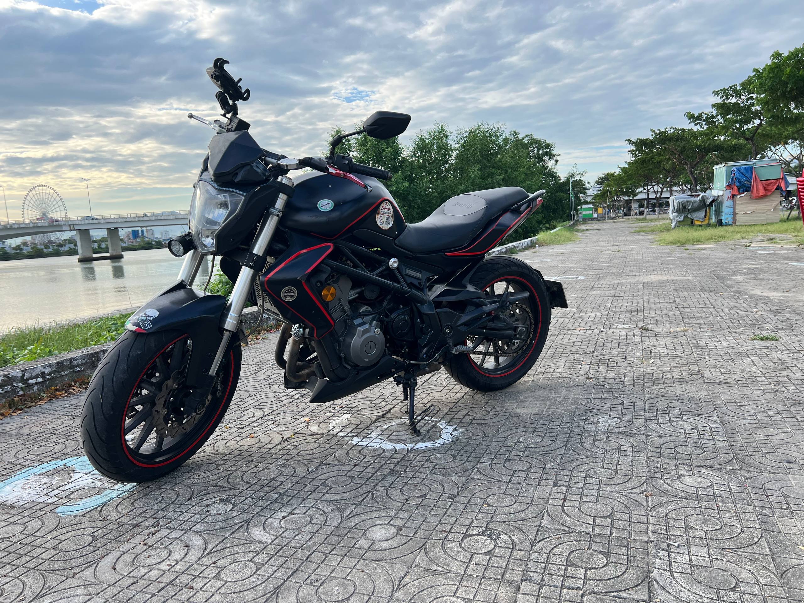 Фото 2: Продаётся мотоцикл Benelli 300 с пробегом 28 тысяч км