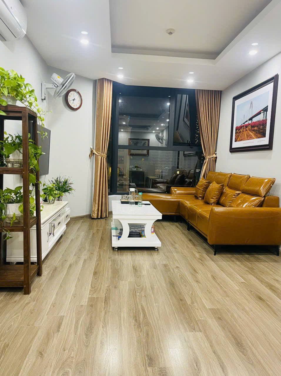 Сдается двухкомнатная квартира в HUD Building на улице Nguyễn Thiện Thuật.
