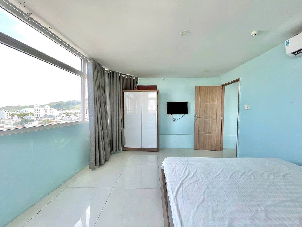 Квартира с двумя спальнями в районе Phước Long, свободна к заселению.