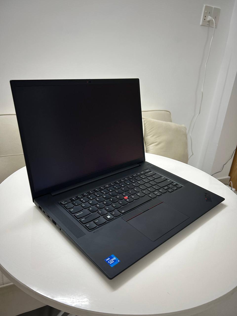 Продаётся ноутбук Lenovo ThinkPad P1 Gen 4 с характеристиками