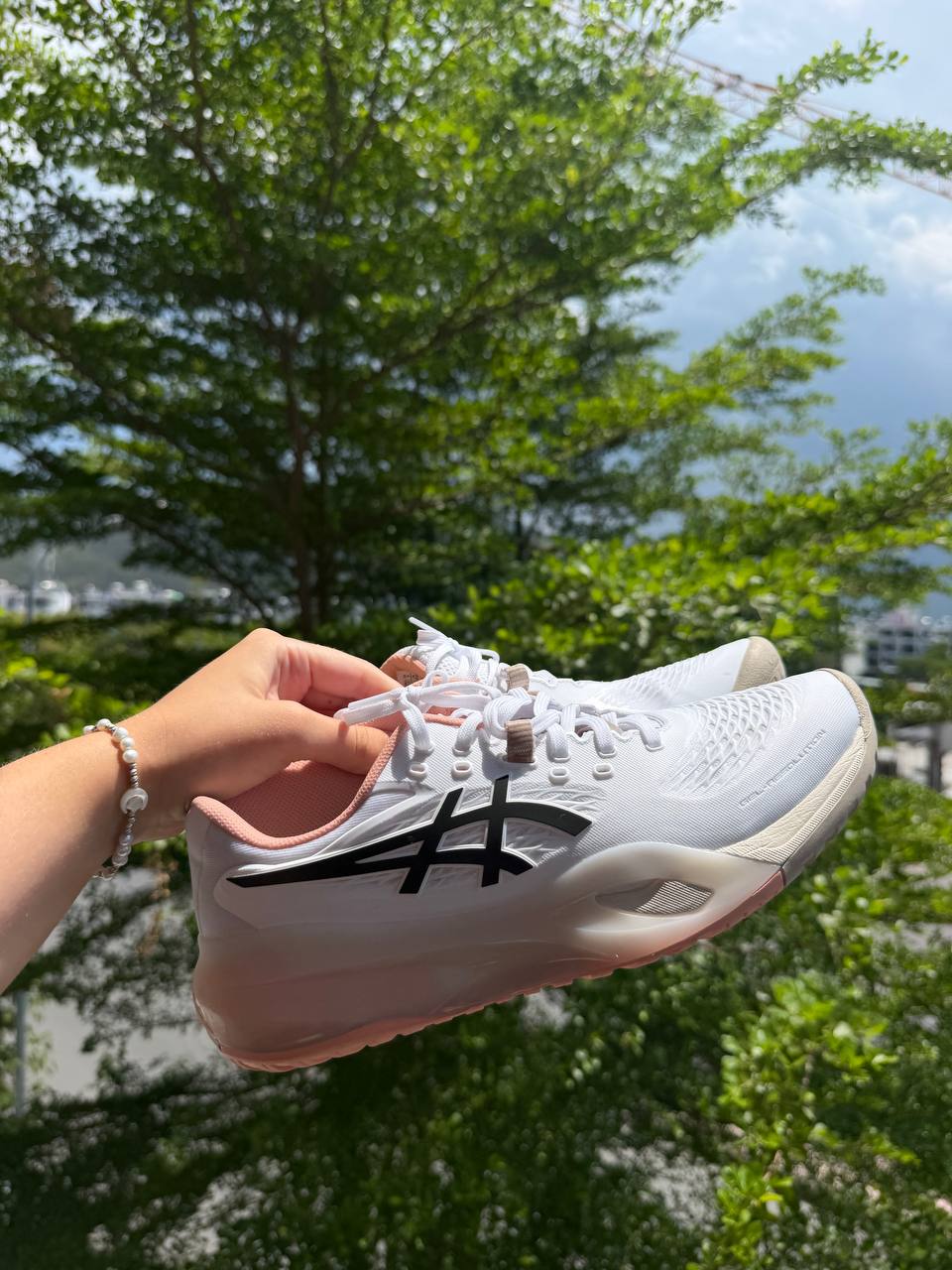 Продаются новые оригинальные кроссовки ASICS для тенниса и пиклбола, не подошли по…