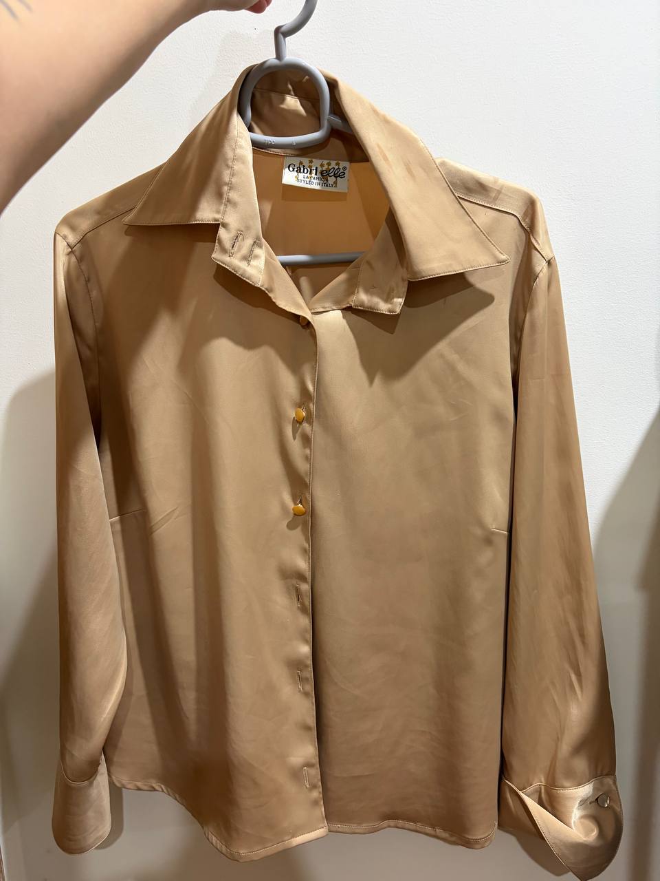 Фото 2: Продаются кроссовки 38,5 размера (бесплатно), синие босоножки Timberland из натуральной…