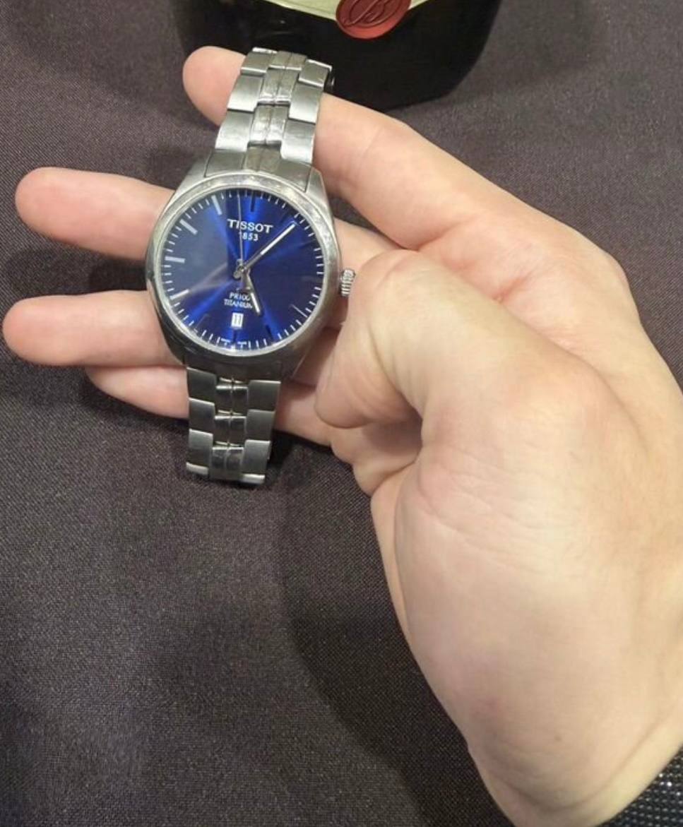 Продаются часы Tissot PR100 Titanium