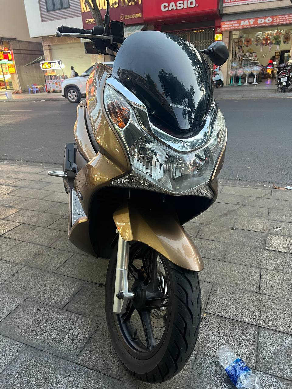 Фото 3: Продаётся мотоцикл Honda PCX 2010 года в хорошем состоянии, без ДТП и…