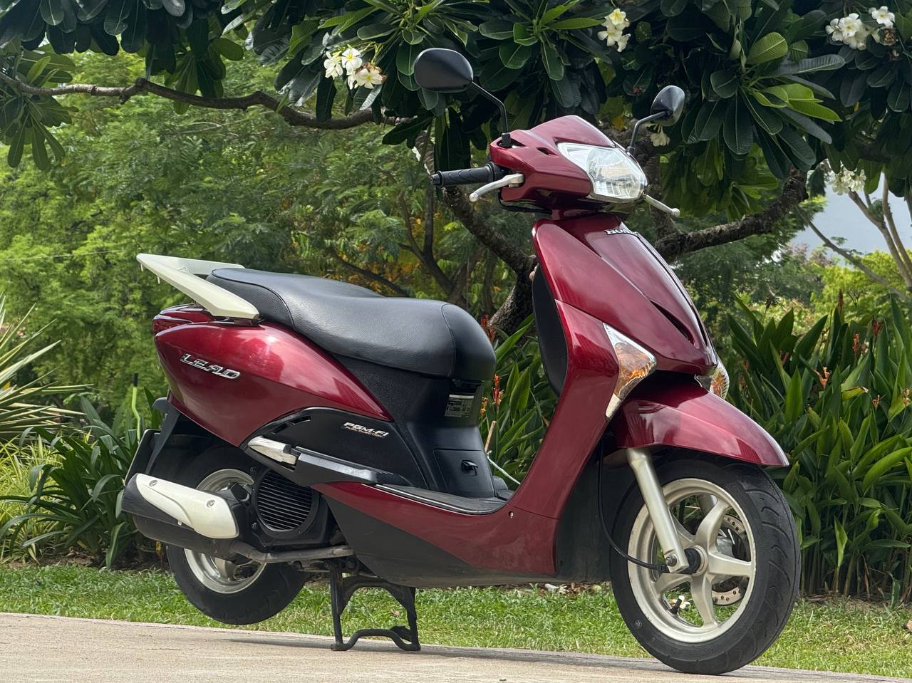 Продаётся Honda Lead 2012 Restyle