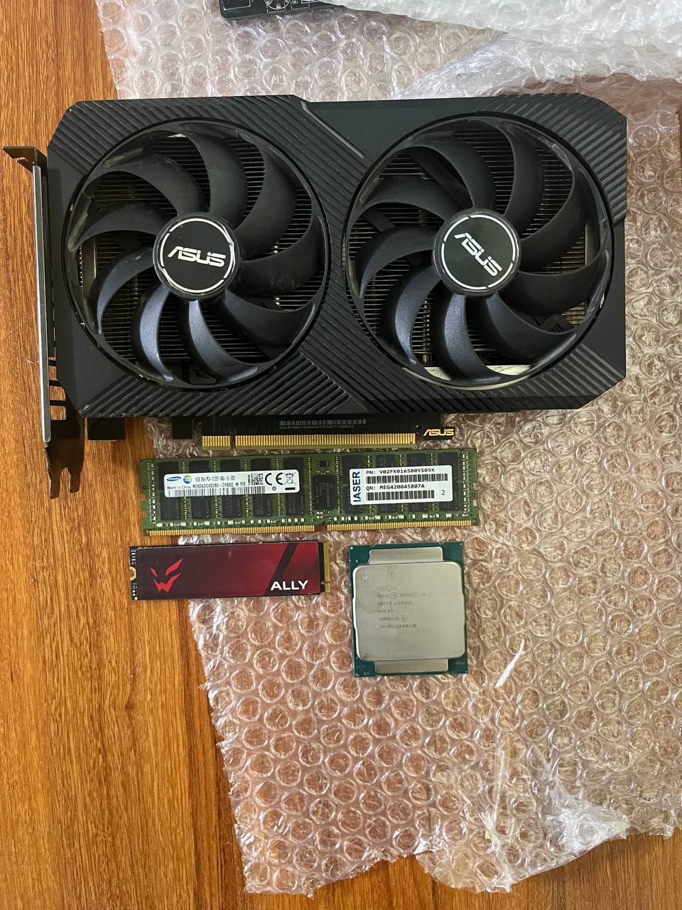 Продаются комплектующие для ПК: видеокарта RTX 3060 на 12 ГБ, SSD, процессор Xeon…