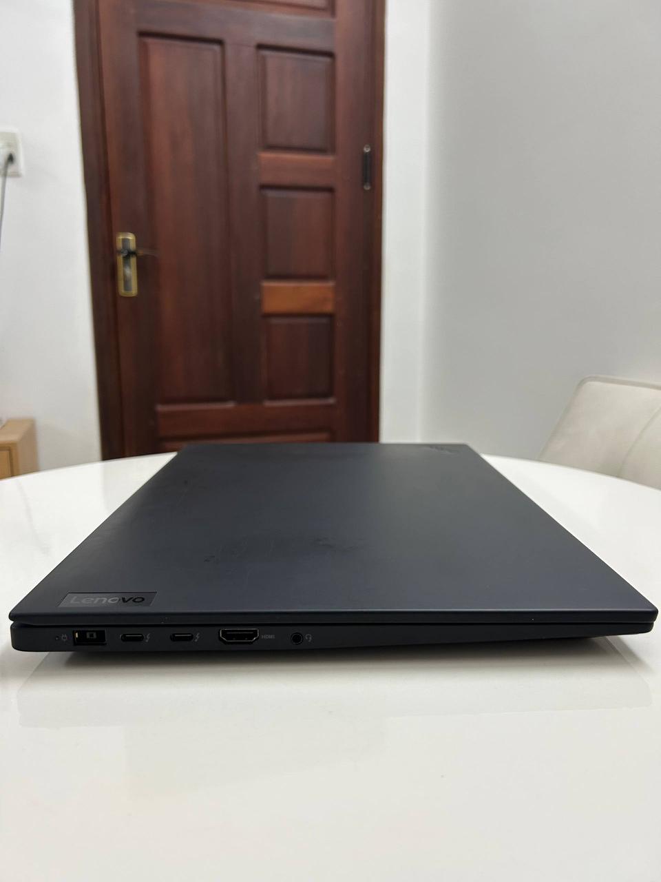 Фото 3: Продаётся ноутбук Lenovo ThinkPad P1 Gen 4 с характеристиками