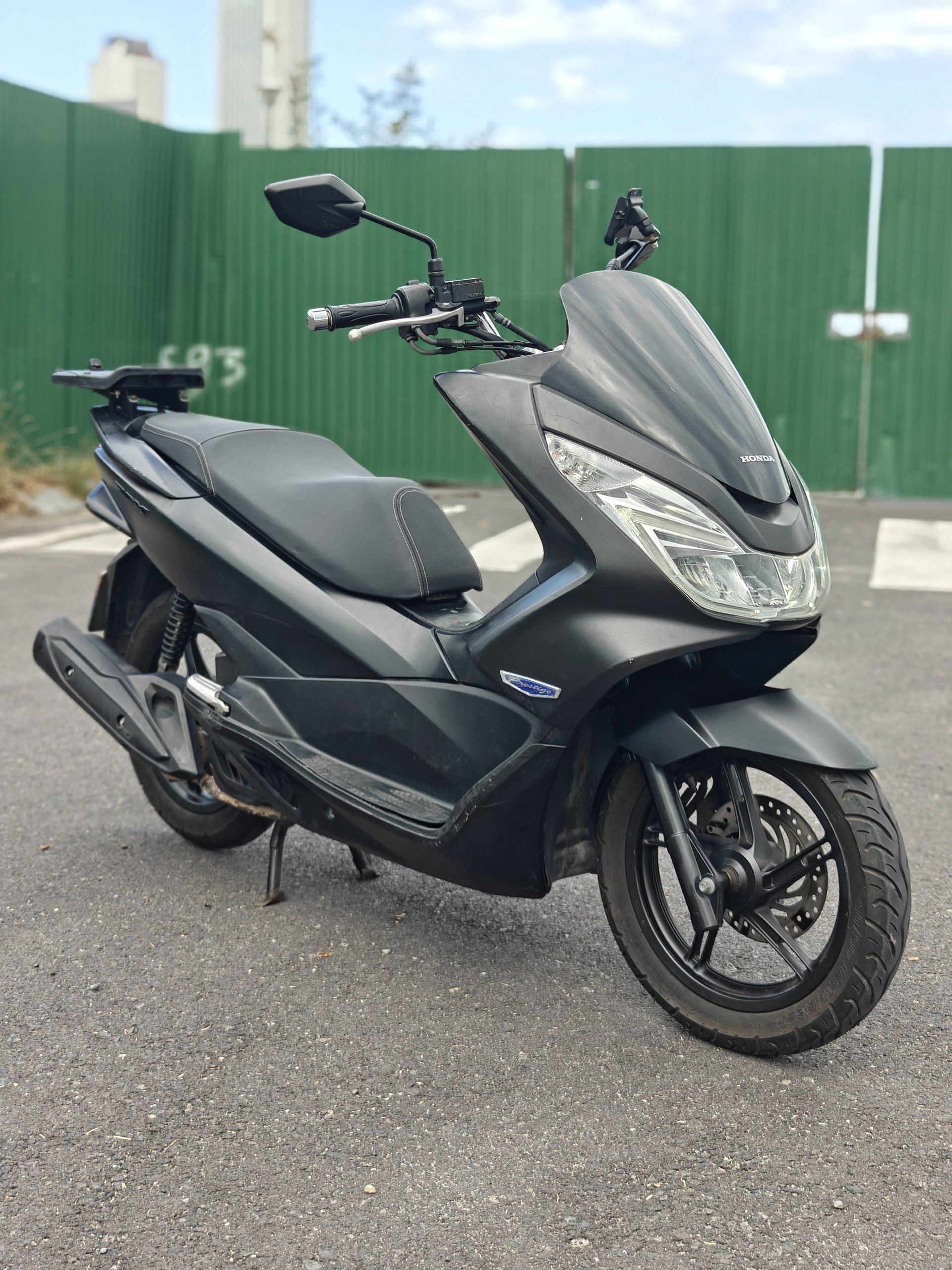 Продаётся Honda PCX 125 v2 SMARTKEY с системой START/STOP