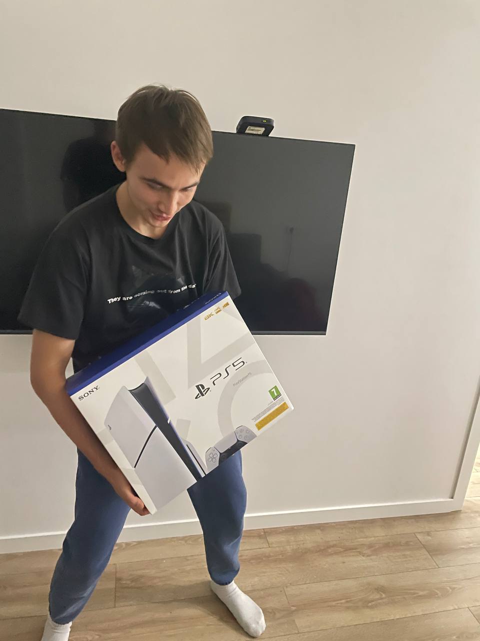 Аренда игровой консоли PS5 с набором популярных игр (GTA V, NBA 2K, Mo