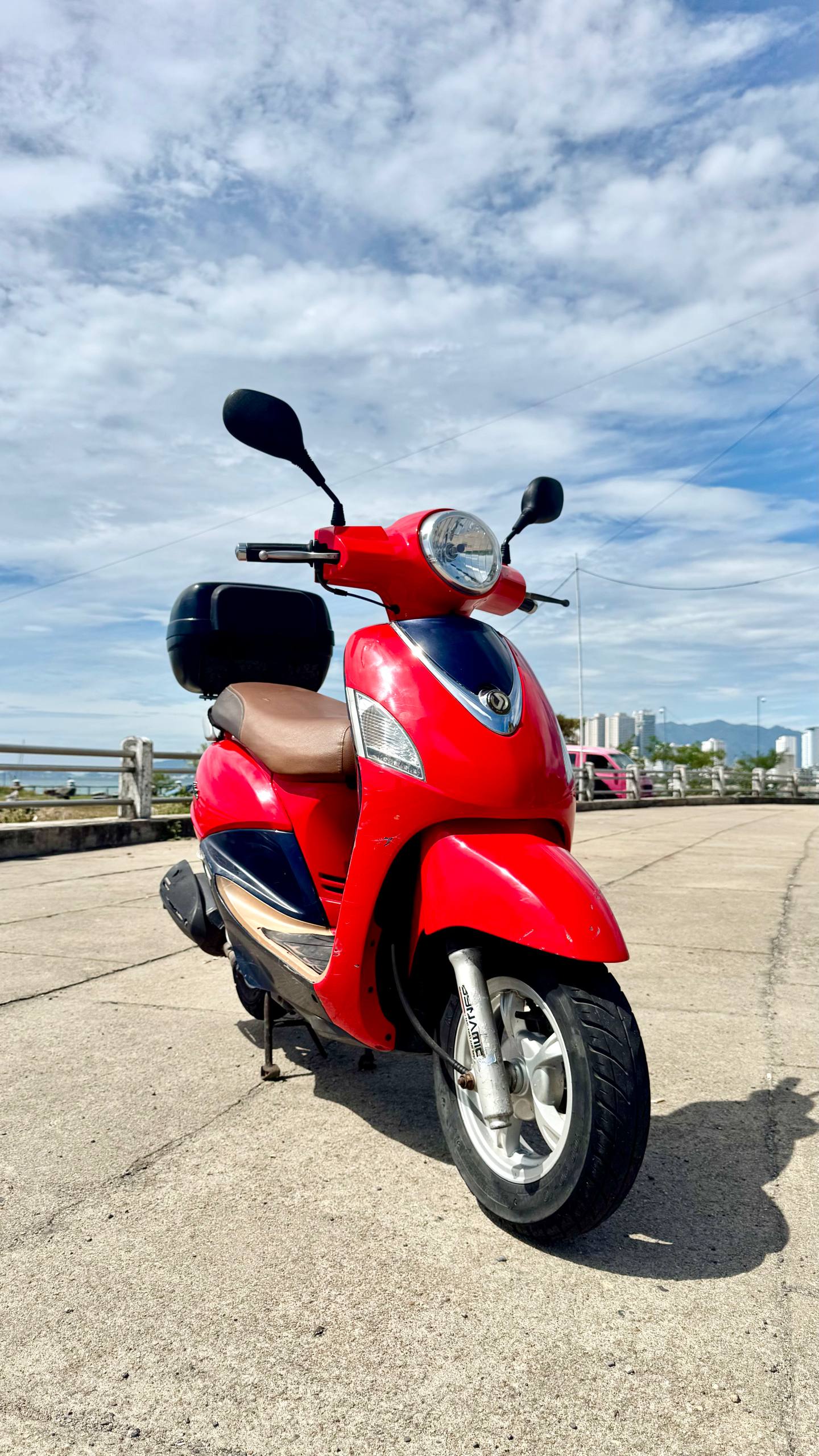 Фото 2: Продаётся скутер SYM Attila 110cc в хорошем состоянии