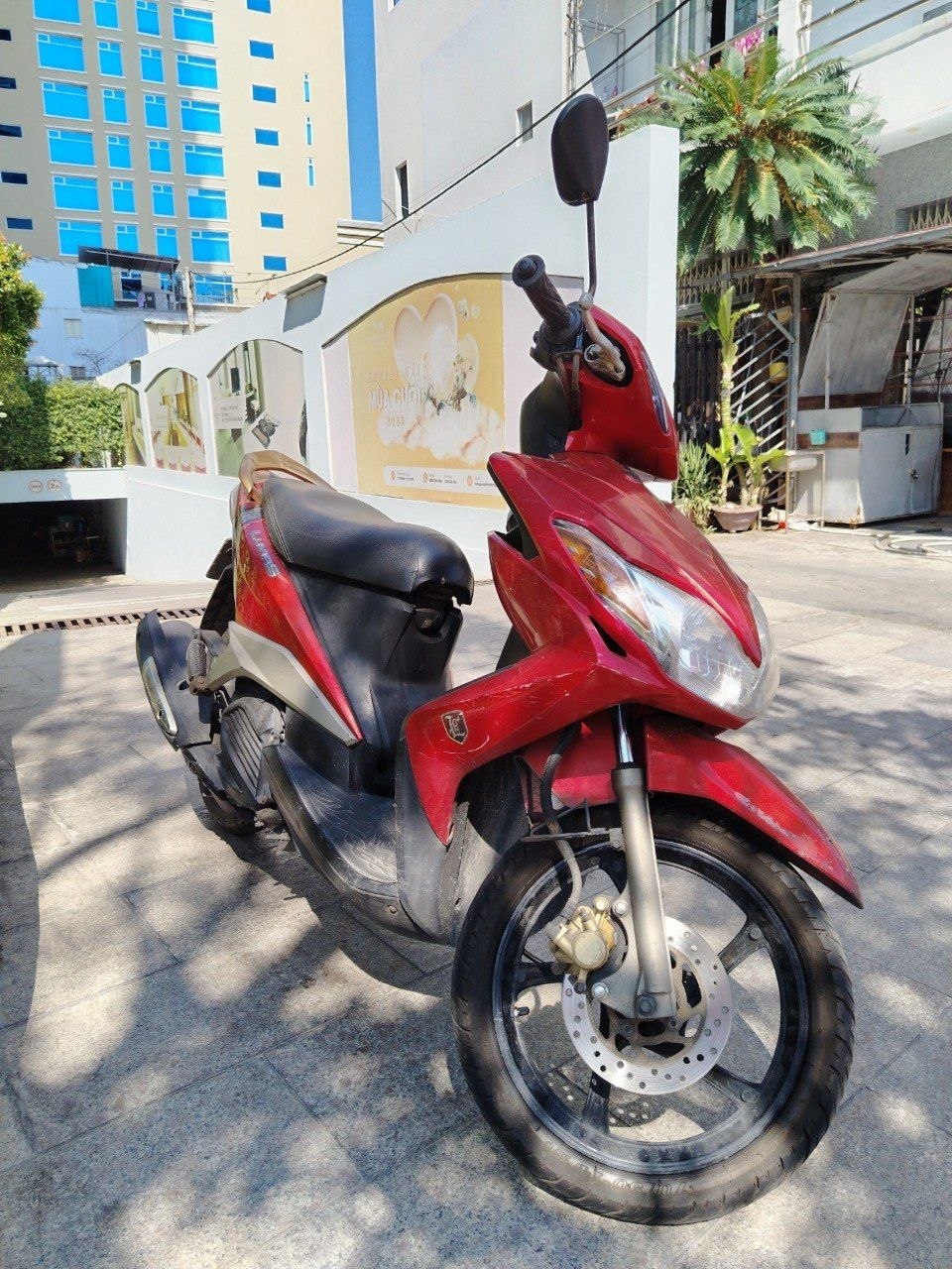 Продаётся скутер Yamaha Luvias 125cc 2011 года