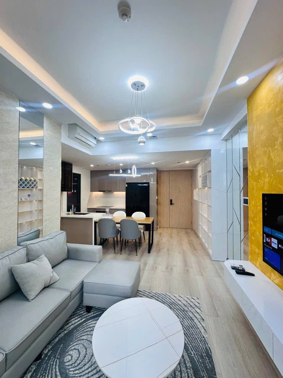 Фото 2: Аренда квартиры 2 спальни, 74 м², с полной мебелью в Masteri Centre Point, Vinhomes…