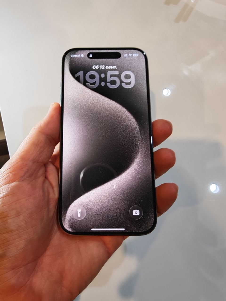 Фото 2: iPhone 15 Pro на 512 Гб, ресурс аккумулятора 88%