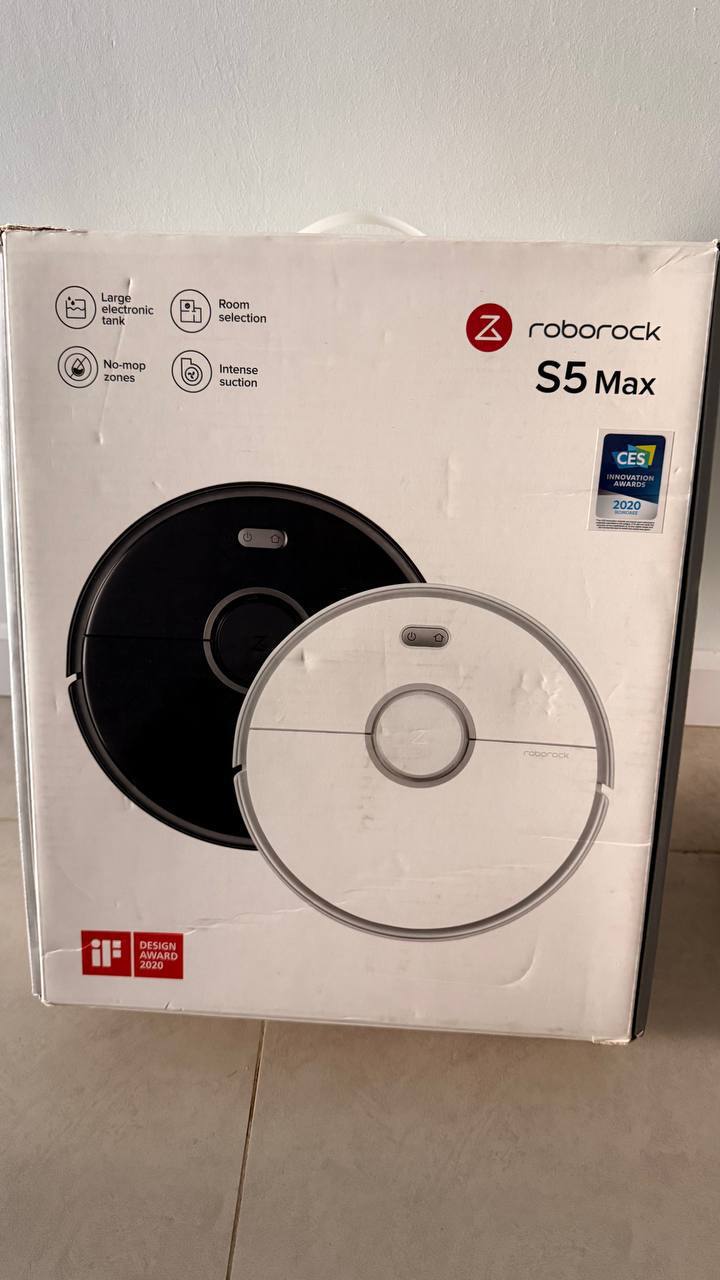 Продаётся робот-пылесос Roborock S5 Max в хорошем состоянии