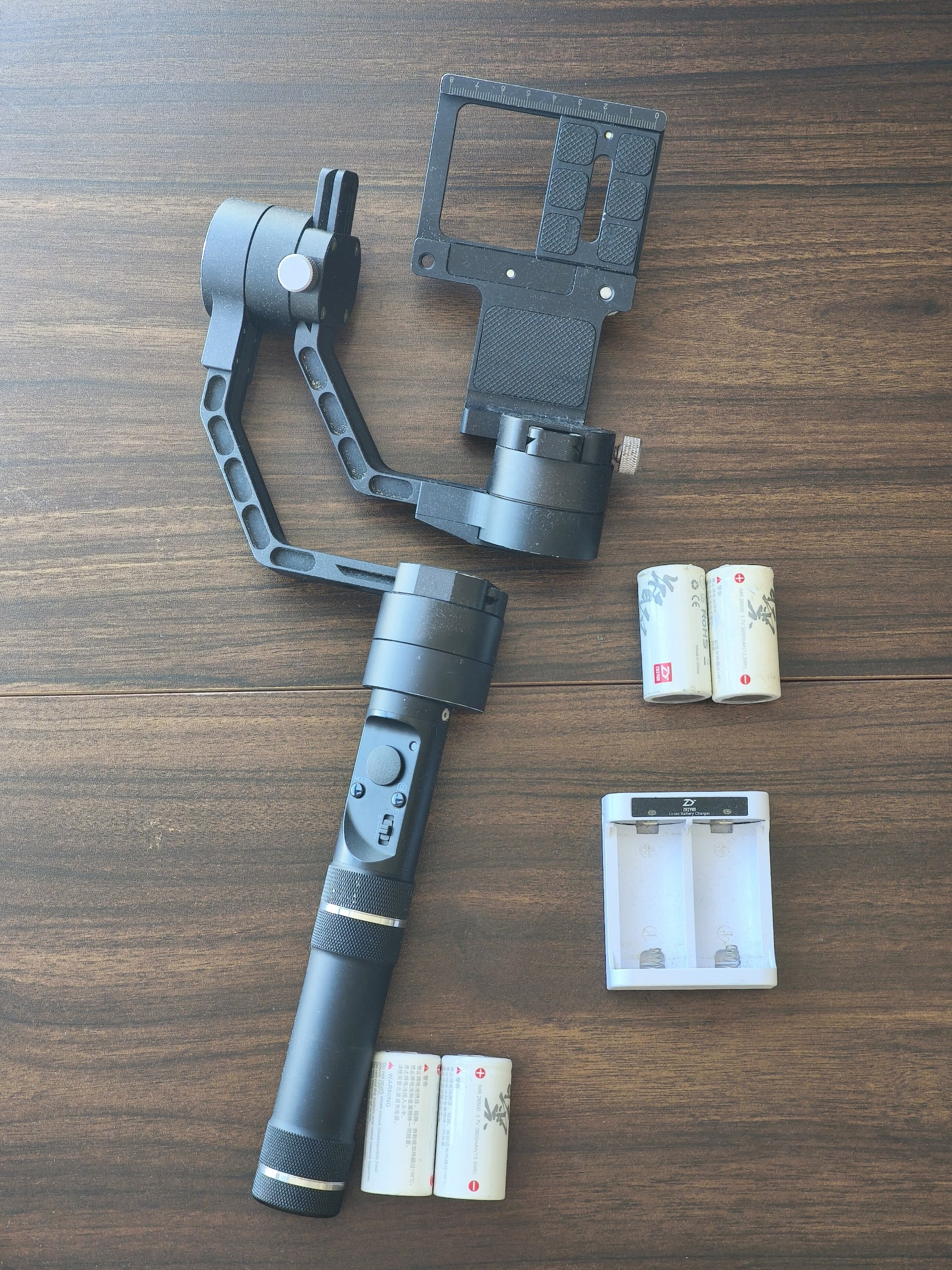 Продаётся стабилизатор Zhiyun Crane V2 в хорошем состоянии