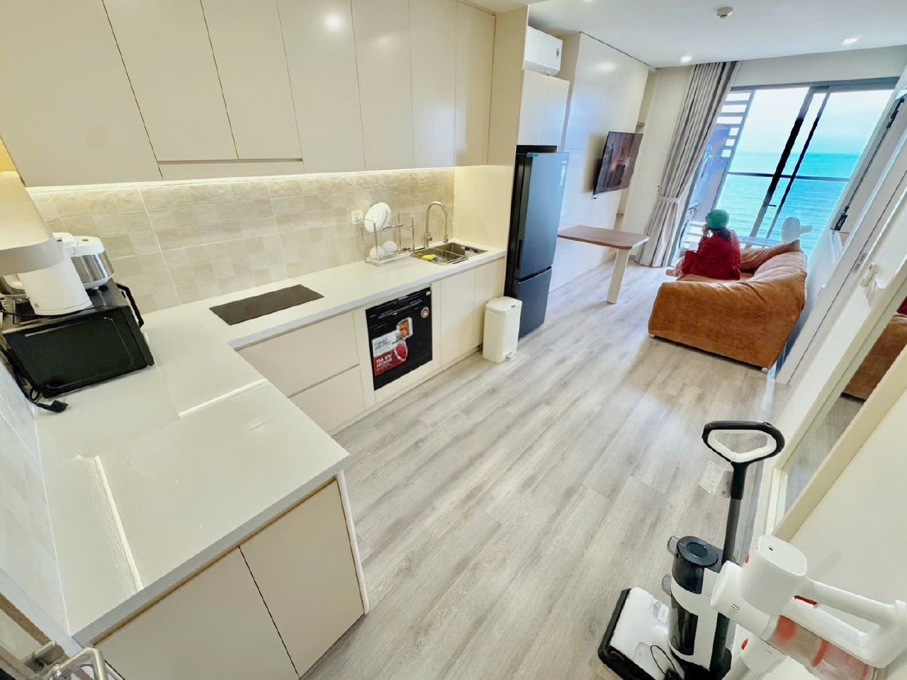 Сдаётся однокомнатная квартира в жилом комплексе Marina Suites в центре Нячанга.