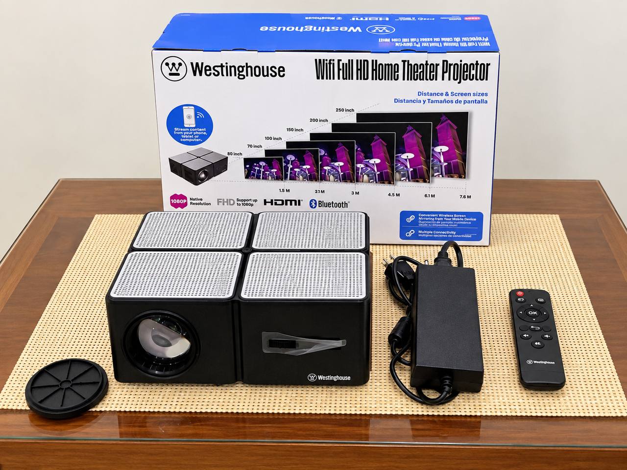 Проектор Westinghouse WiFi Full HD в отличном рабочем состоянии, подходит для фильмов и…