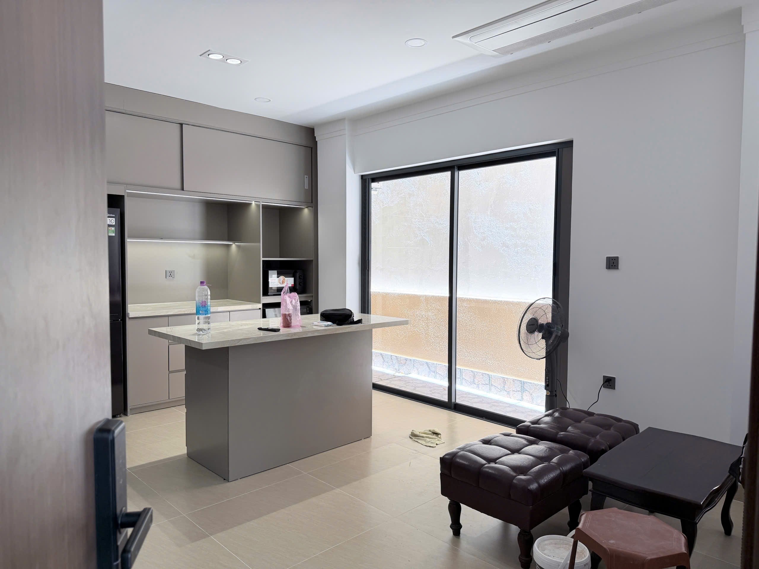 Фото 2: Роскошная 2-комнатная квартира на пляже Хон Чонг, рядом с Oceanus