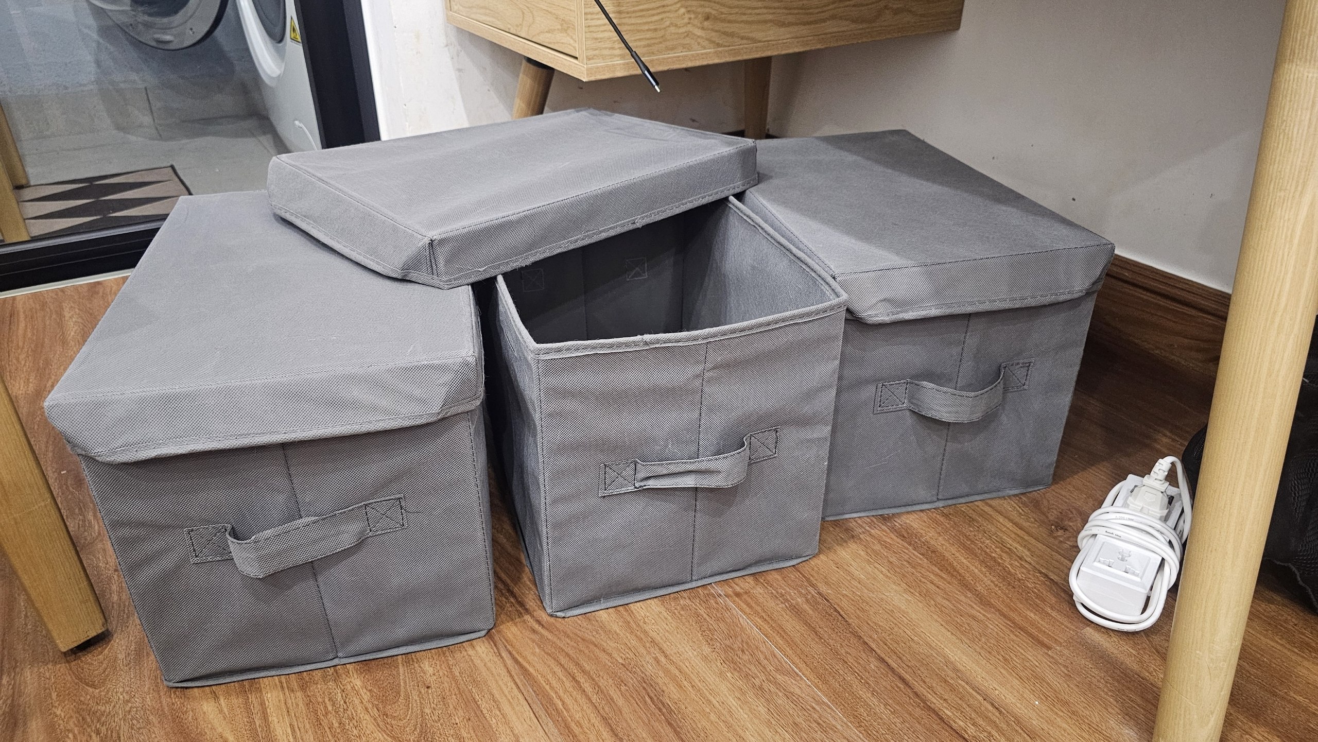 Продаются коробки с крышками для хранения, размер 25x40 см
