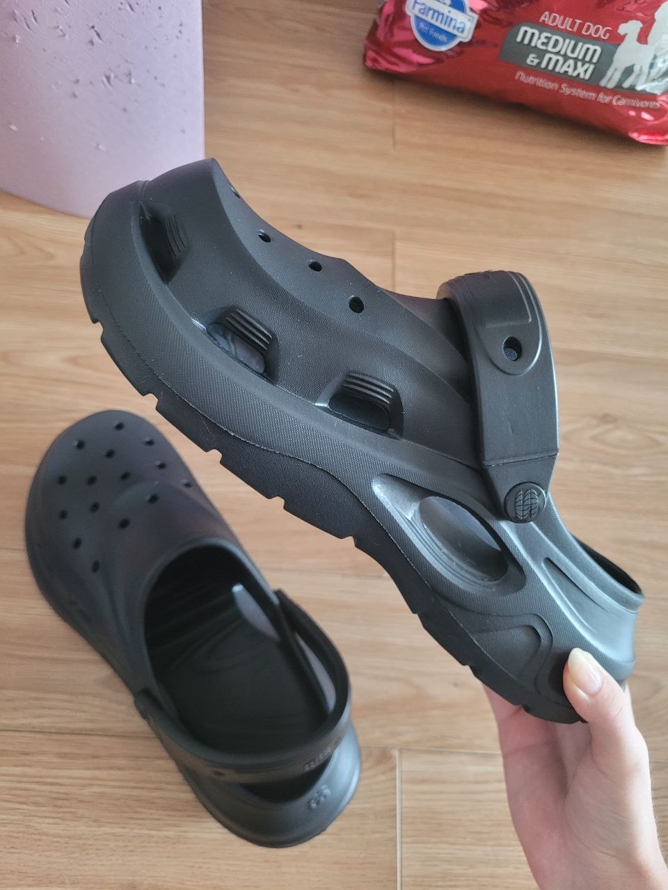 Фото 3: Продаются не ношеные Birkenstock, не подошли, размер 42 (подойдут на 40-41), цена 400.