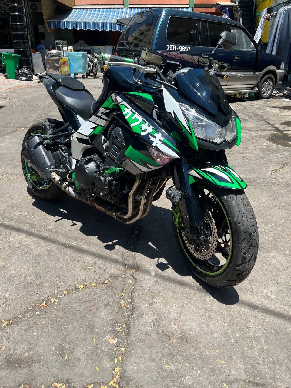 Фото 2: Продаю мотоцикл Kawasaki Z1000 в отличном состоянии
