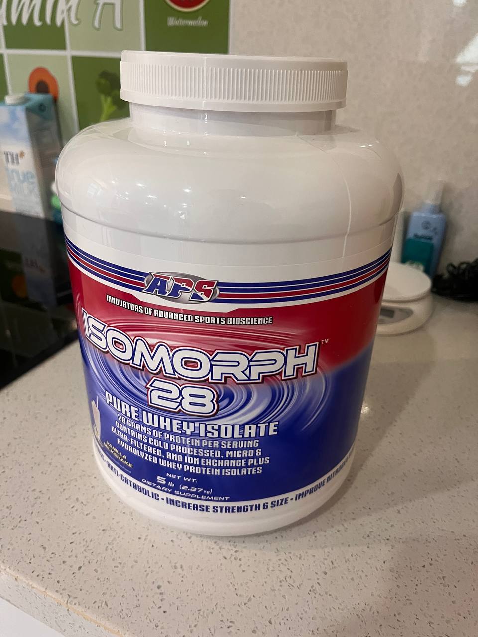Продаётся сывороточный протеин ISOMORPH, нейтральный с лёгким ванильны