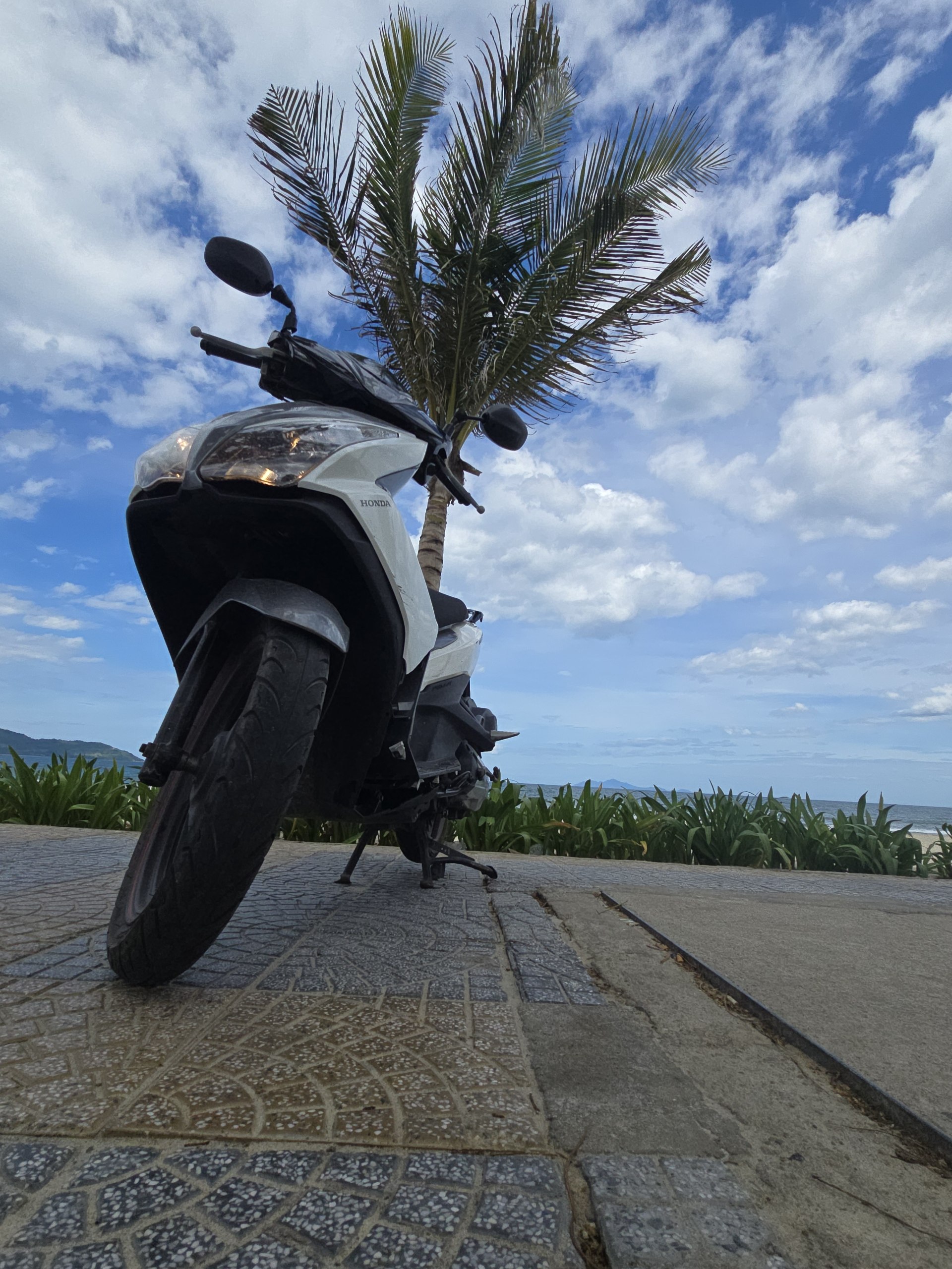 Фото 2: Продаётся Honda Airblade 125сс 2014 года в отличном состоянии