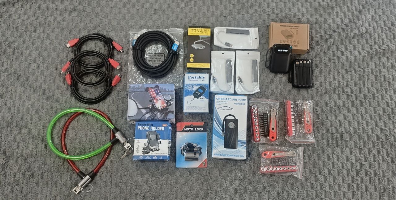 Продаются различные товары: HDMI-кабели, переходники, противоугонные з