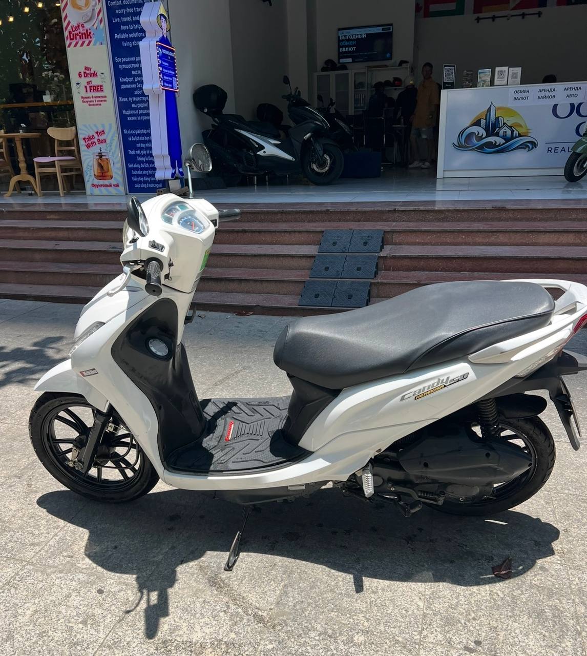 Продаётся скутер Kymco Candy Hermosa 50cc 2019 года в идеальном состоянии.