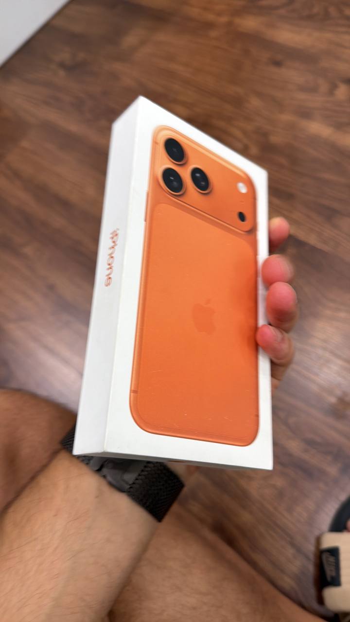 Продаётся iPhone 17 Pro Max 512 ГБ, оригинал из США, поддержка eSIM
