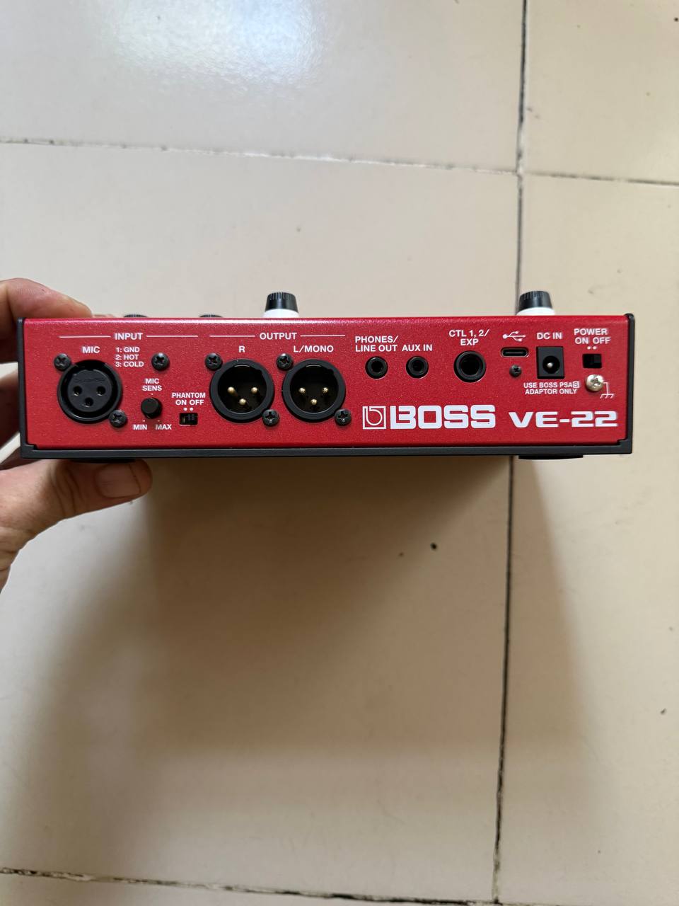 Продаю вокальный процессор BOSS VE-22