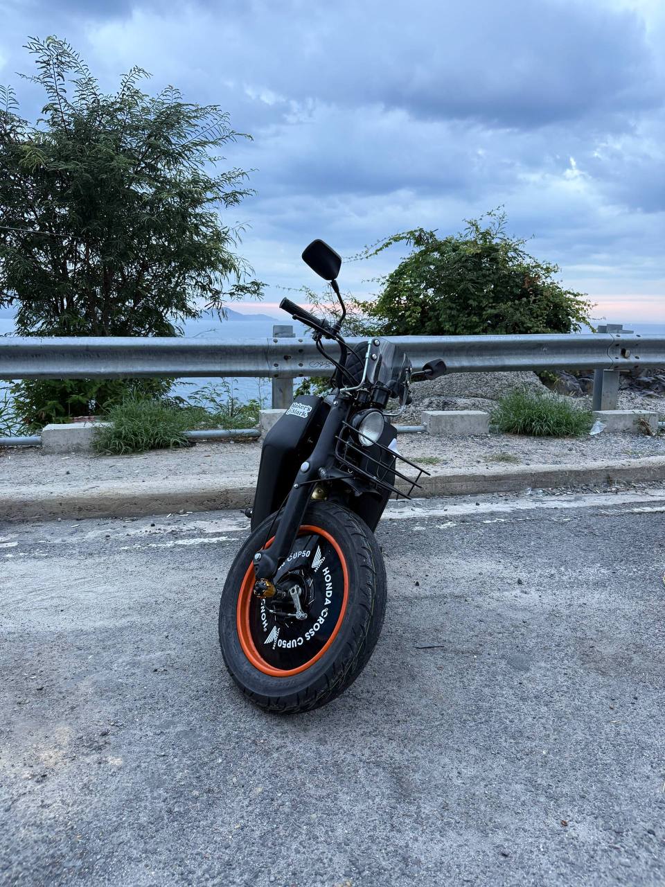 Продаётся кастомная Honda Cub