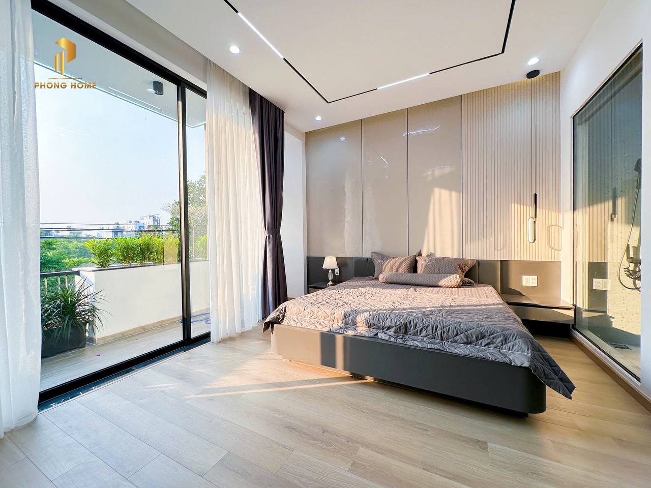 Дом 3 этажа, 4 спальни, 4 санузла, площадь 100 м²
