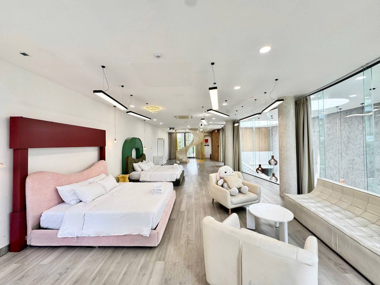 Сдается вилла 3 этажа, 3 спальни, 4 санузла, площадь 250 м²
