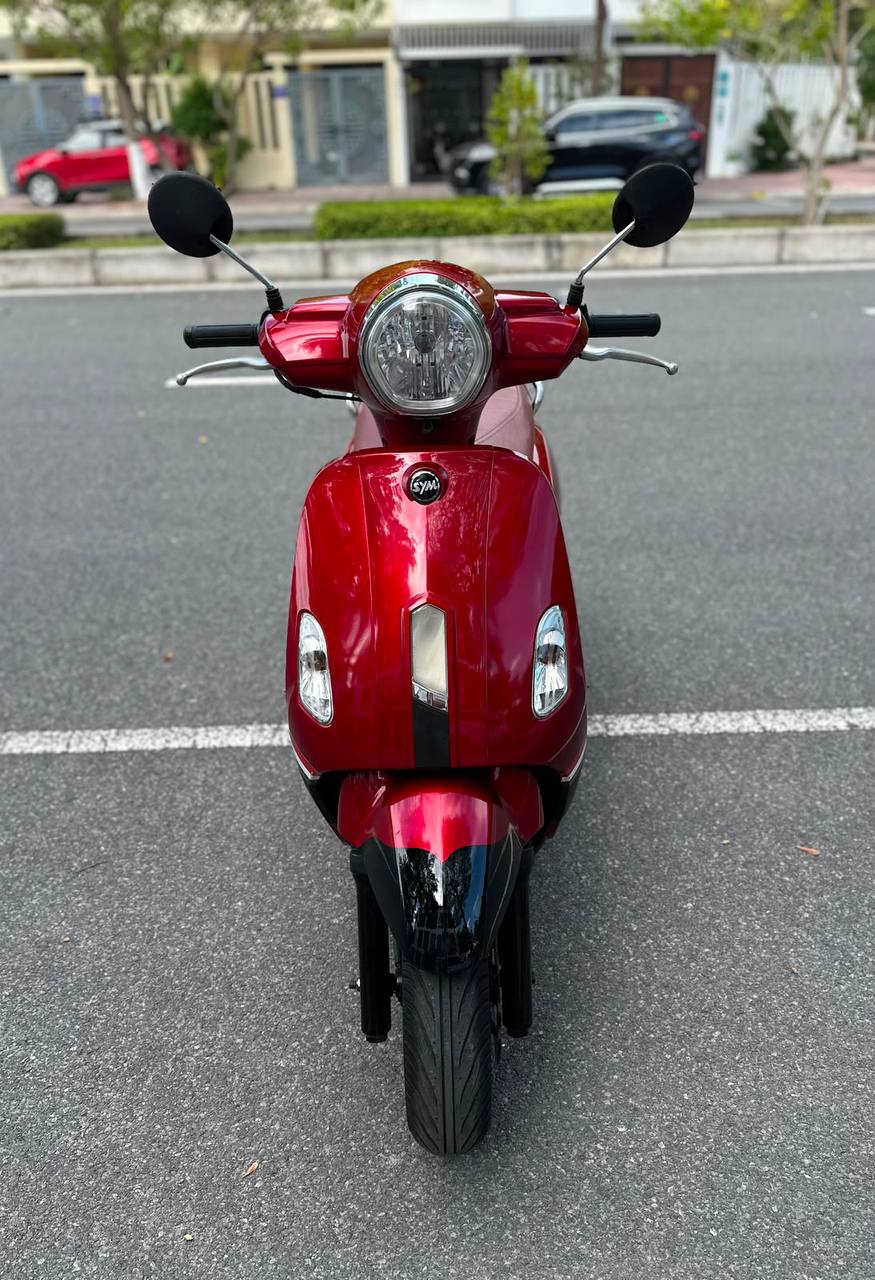 Фото 2: Продаётся скутер Sym Attila 50cc 2023 года, практически новый, из сало
