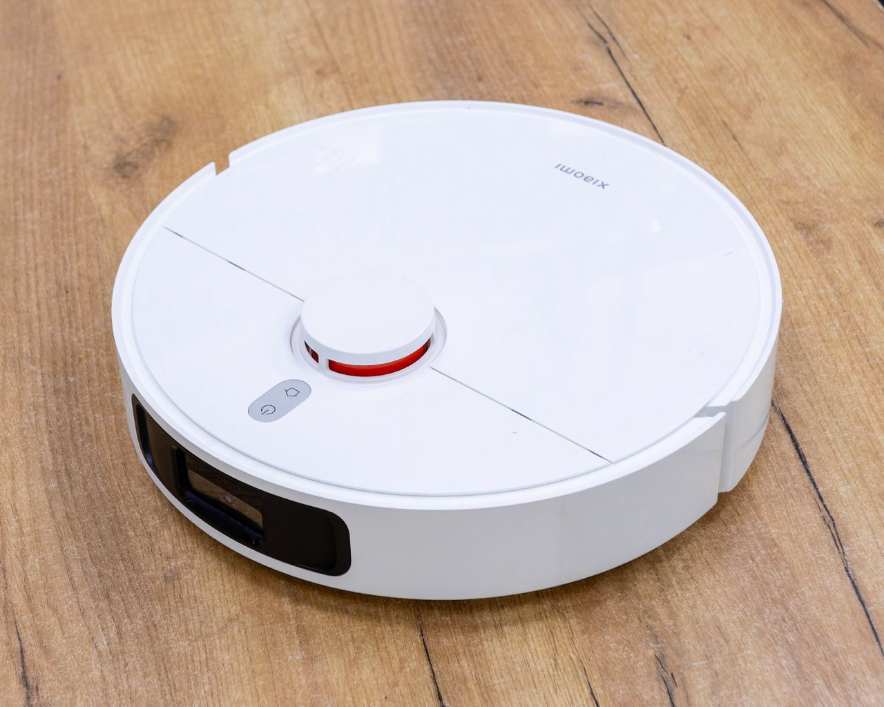 Продаю б/у робот-пылесос Xiaomi Robot Vacuum x20+ в отличном состоянии.