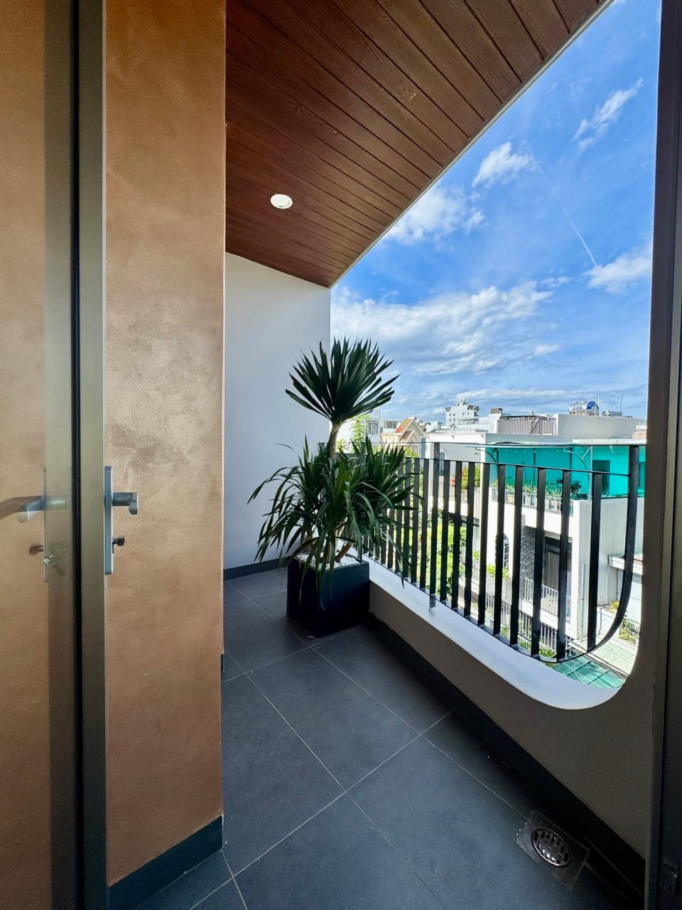 Фото 2: Сдается квартира в Da Man 14, 1 спальня, 40 м², полностью…