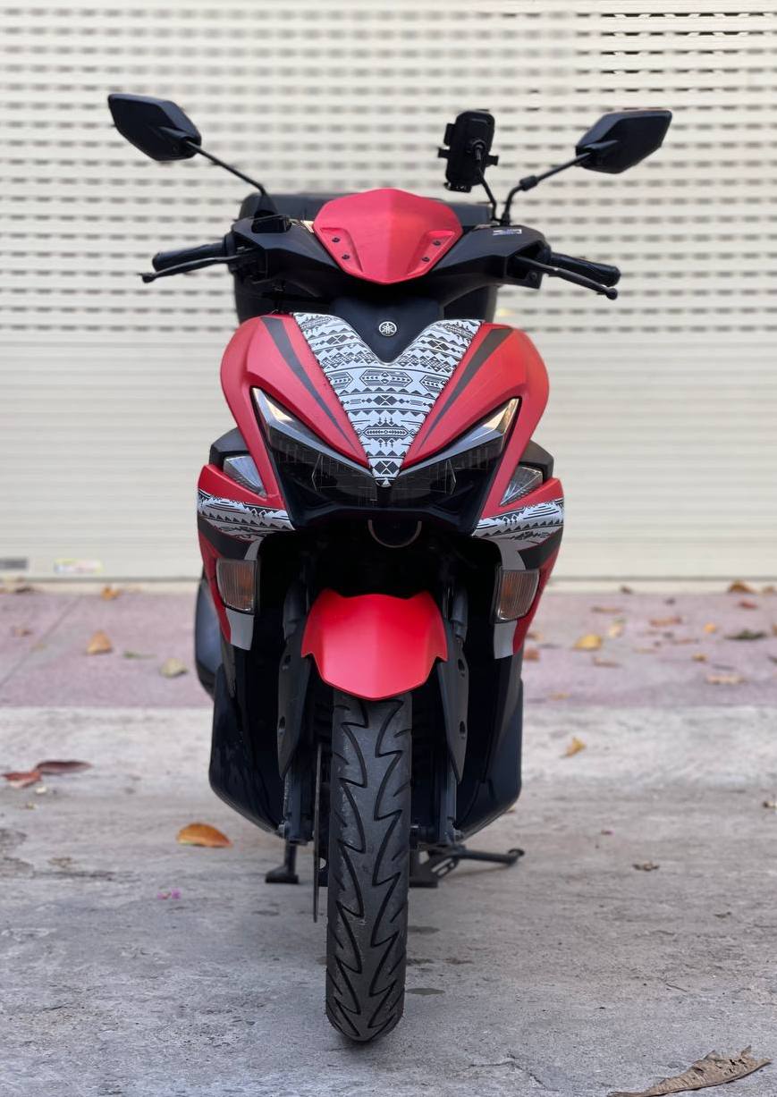 Yamaha NVX 155cc в аренду: 450 000 донгов в сутки, 2 500 000 в неделю, 4 200 000 в месяц.
