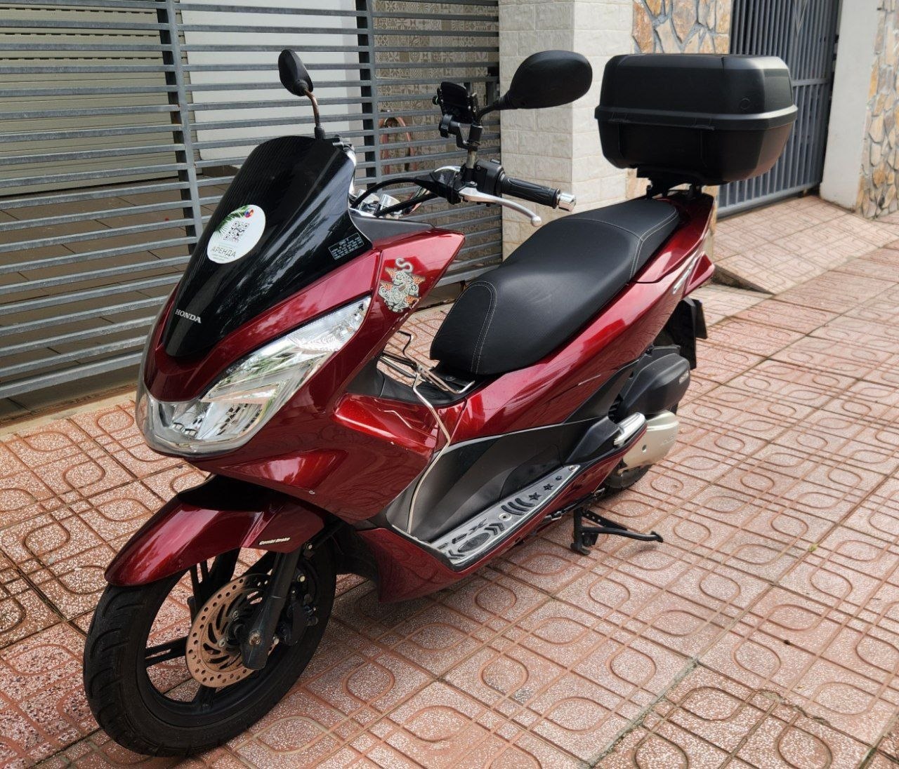 Фото 2: Сдаётся в аренду Honda PCX 2017, 125cc