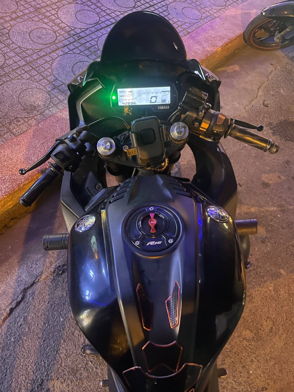 Фото 3: Продаётся спортивный мотоцикл Yamaha YZF-R15 V3 2019 года, пробег 42 696 км, объём 155…
